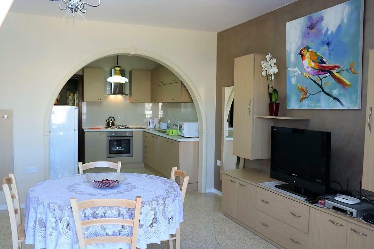 Sea Front Apartment Marsaskala Luaran gambar