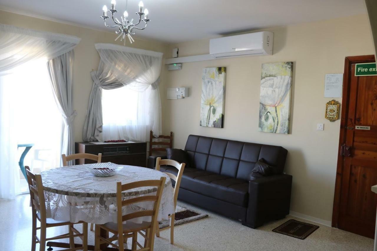 Sea Front Apartment Marsaskala Luaran gambar